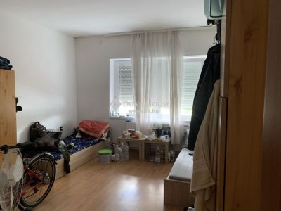 Eladó családi ház Vecsés