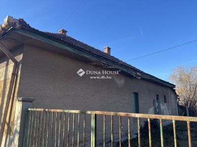 Eladó családi ház Lajosmizse
