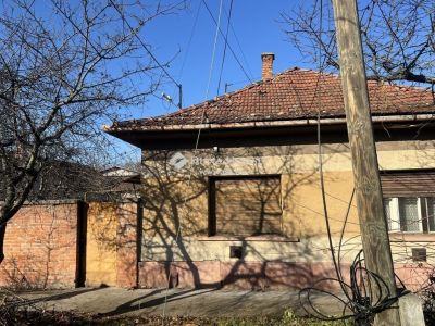 Eladó családi ház Lajosmizse