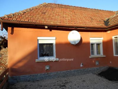 Eladó családi ház Sajókaza