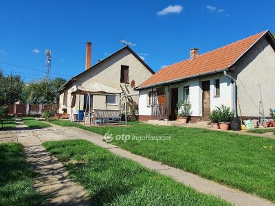 Eladó családi ház Debrecen