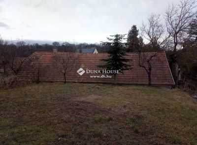 Eladó családi ház Bajna