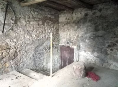 Eladó családi ház Bajna