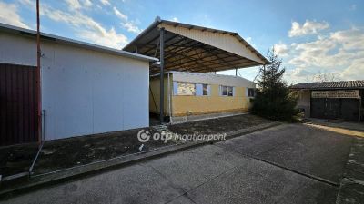 Eladó családi ház Jászboldogháza