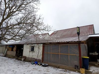 Eladó családi ház Tápióbicske