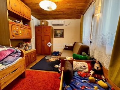 Eladó családi ház Tápióság