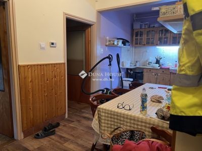 Eladó családi ház Jászberény
