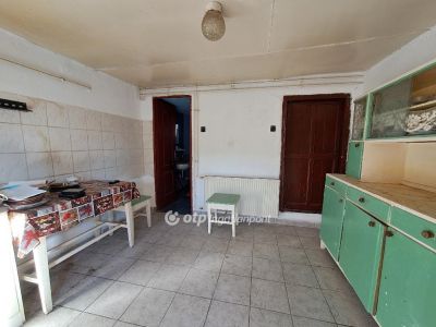 Eladó családi ház Abádszalók