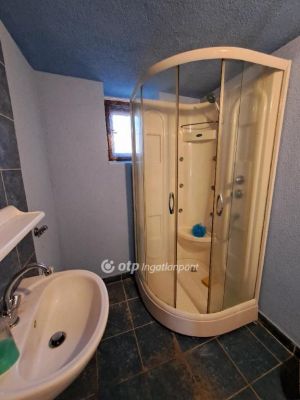 Eladó családi ház Abádszalók