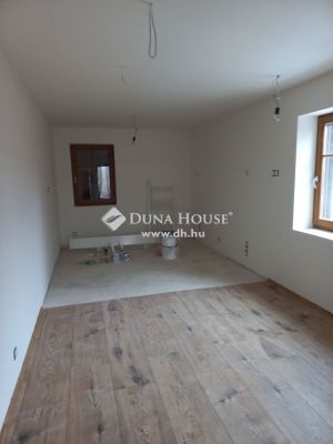 Eladó nyaraló Dunaharaszti
