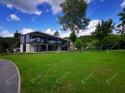 Eladó lakás Balatonkenese Balatonakarattya