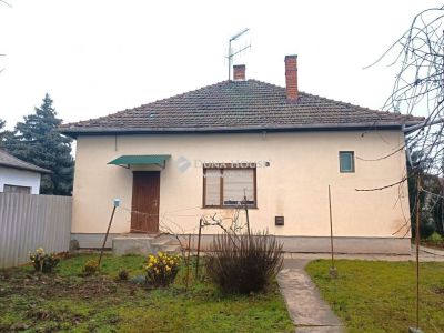 Eladó családi ház Mezőberény