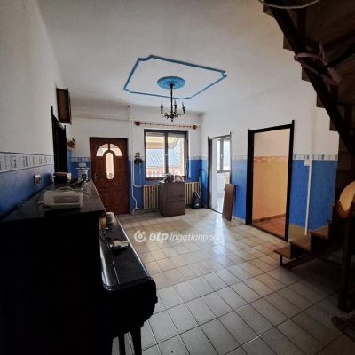 Eladó családi ház Füzesabony
