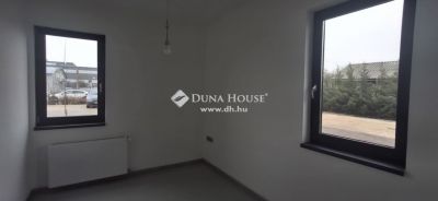 Kiadó egyéb iroda Taksony
