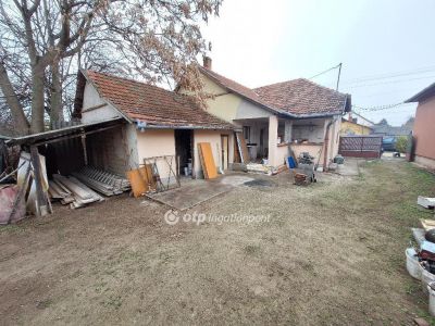 Eladó családi ház Tiszakécske