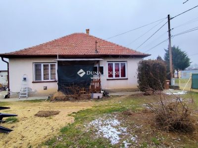 Eladó családi ház Tápiószele