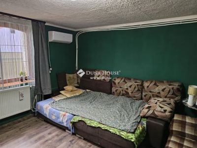 Eladó családi ház Tápióbicske