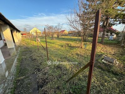 Eladó családi ház Poroszló