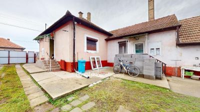 Eladó családi ház Polgár