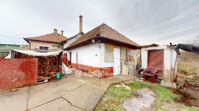 Eladó családi ház Polgár