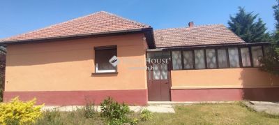 Eladó családi ház Tápiószecső