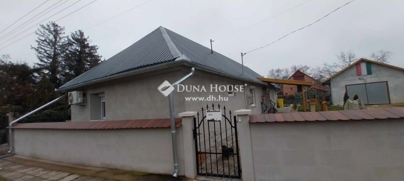 Eladó családi ház Tápiószele