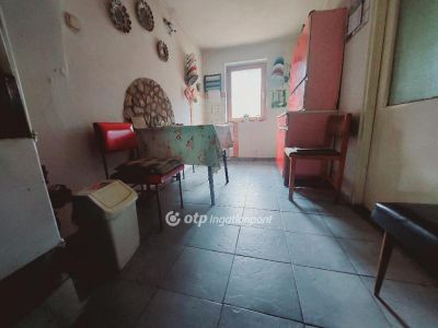 Eladó nyaraló Táborfalva