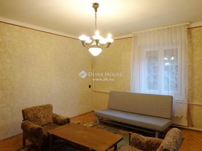 Eladó családi ház Budapest