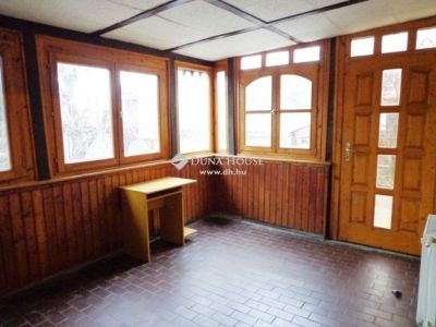 Eladó családi ház Budapest
