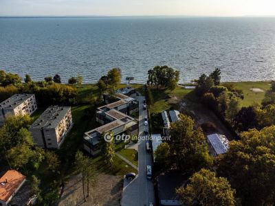 Eladó lakás Balatonkenese Balatonakarattya