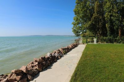 Eladó lakás Balatonkenese Balatonakarattya