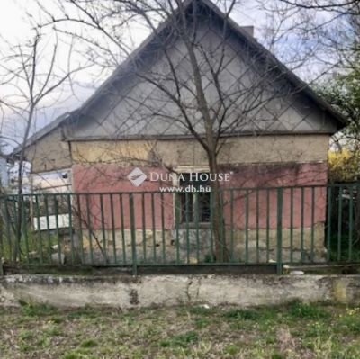Eladó lakóövezeti telek Tápiószentmárton