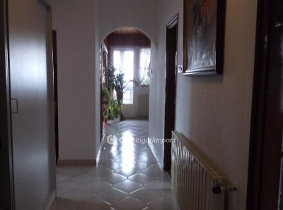 Eladó családi ház Abasár