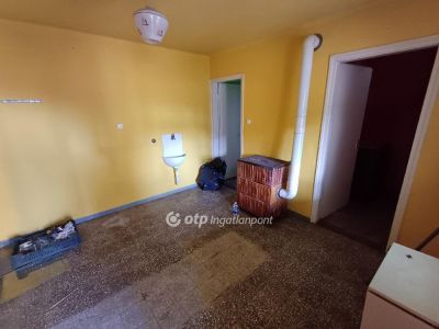 Eladó családi ház Csanytelek