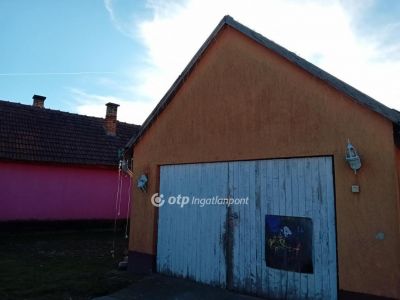 Eladó családi ház Biharkeresztes
