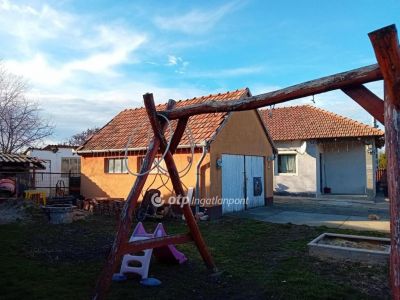 Eladó családi ház Biharkeresztes