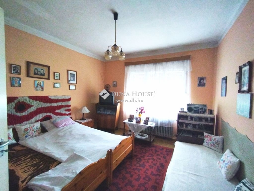 Eladó családi ház Torony