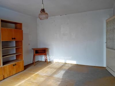 Eladó családi ház Biharkeresztes