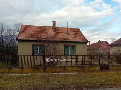 Eladó családi ház Biharkeresztes