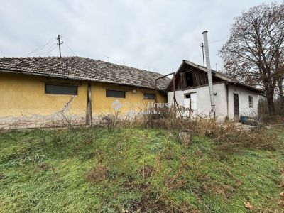 Eladó külterületi telek Káva