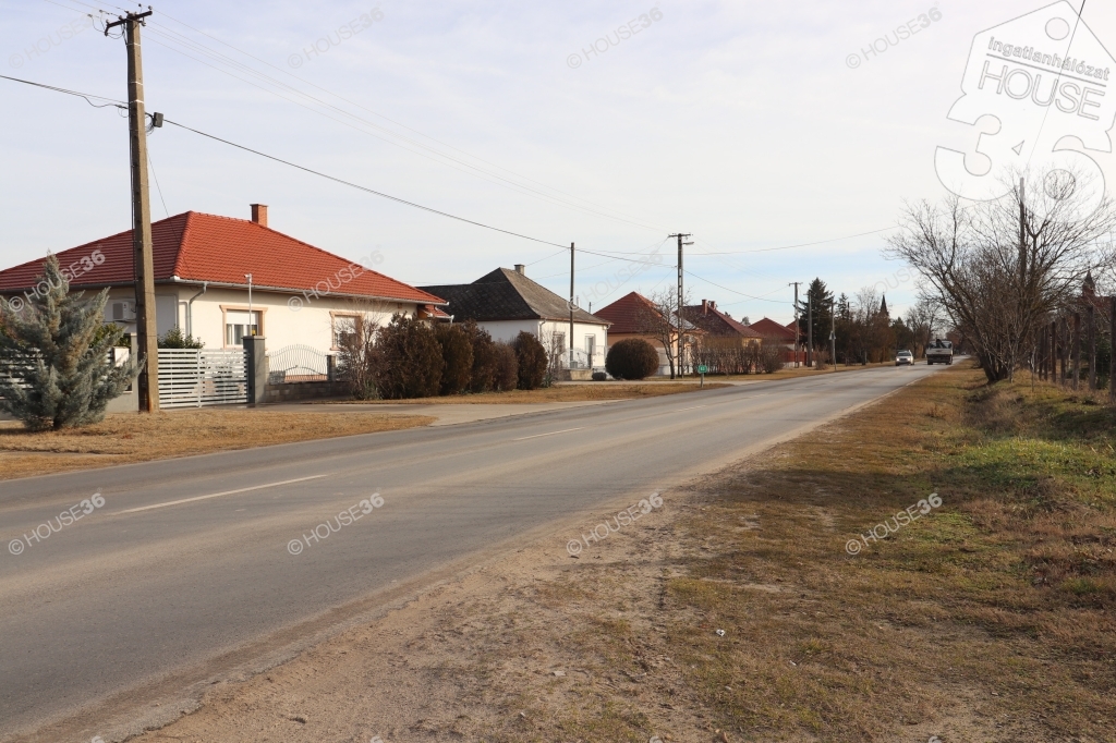 Eladó lakóövezeti telek Kecskemét