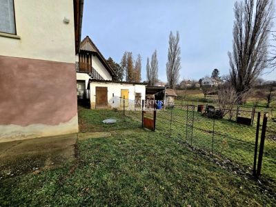 Eladó családi ház Geresdlak