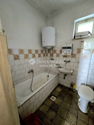 Eladó családi ház Geresdlak