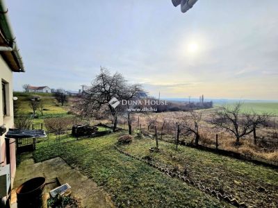 Eladó családi ház Geresdlak