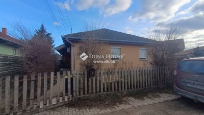 Eladó családi ház Tápiószele