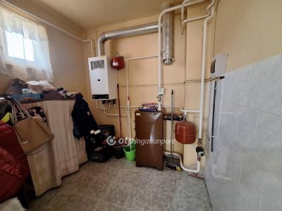 Eladó családi ház Komádi