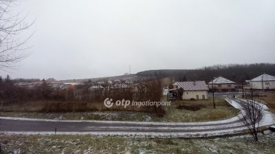 Eladó családi ház Cered