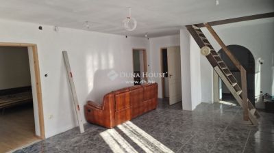 Eladó családi ház Hatvan
