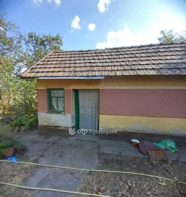 Eladó családi ház Csanytelek