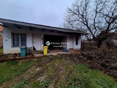 Eladó családi ház Kerecsend